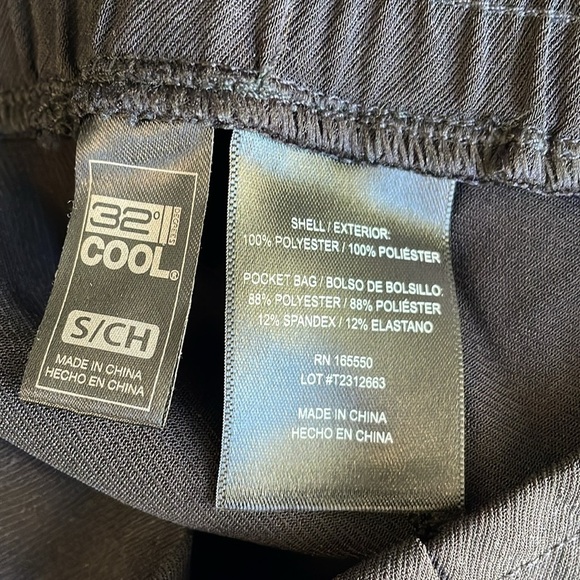 32 Degrees Black Joggers - Picture 7 of 7